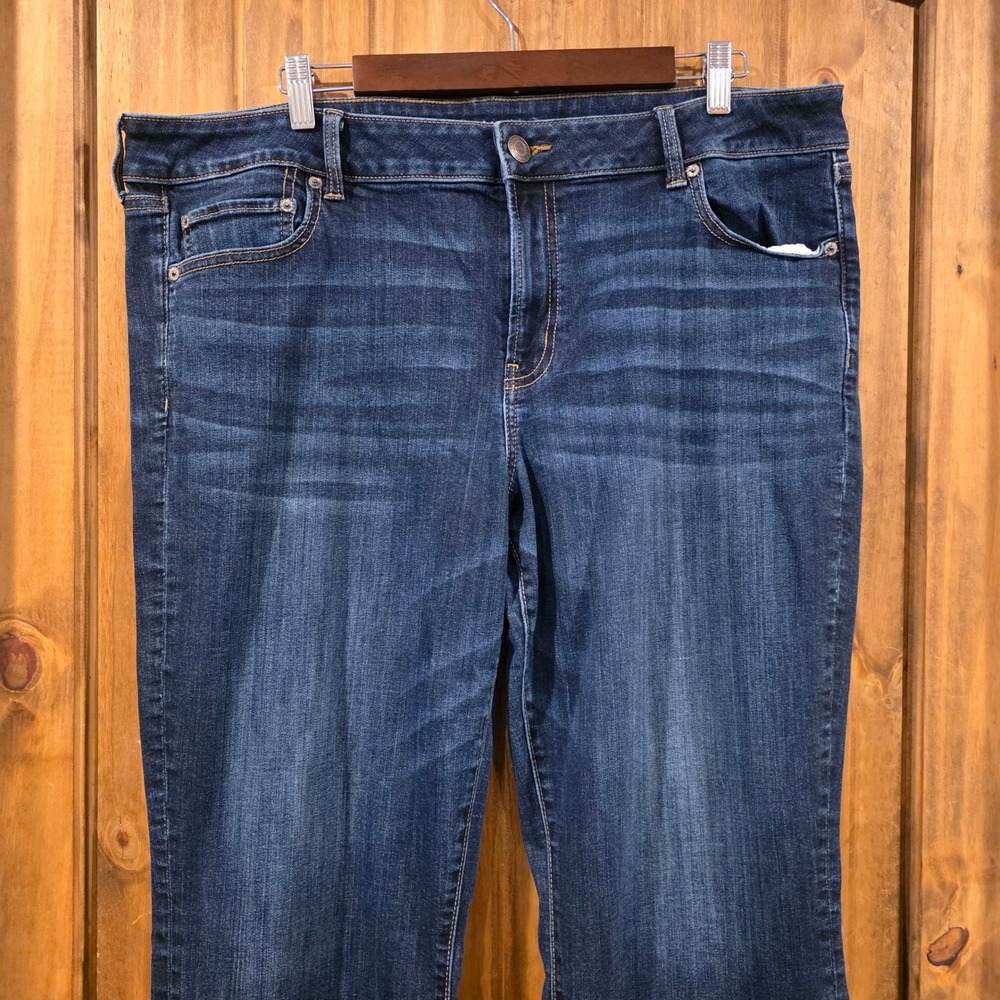 American Eagle Jeans Womens 20 Long Blue Excellent Super Stretch Bootcut Flare - Picture 2 of 12
